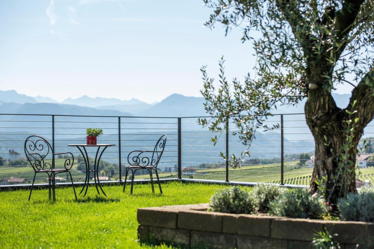 Weingut Wolkanhof Appiano Sulla Strada Del Vino Bagian luar foto